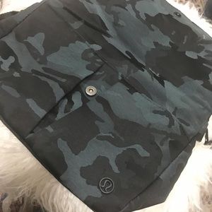 Lululemon All Night Festival Bag *5L